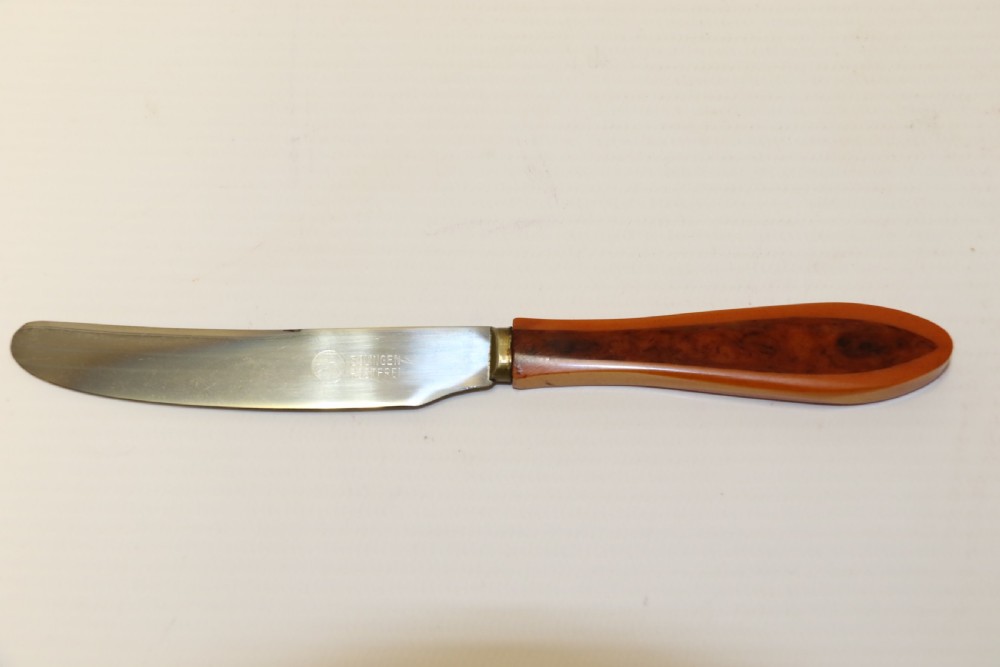 A rare set of Art Deco Fruit Knives View VI
