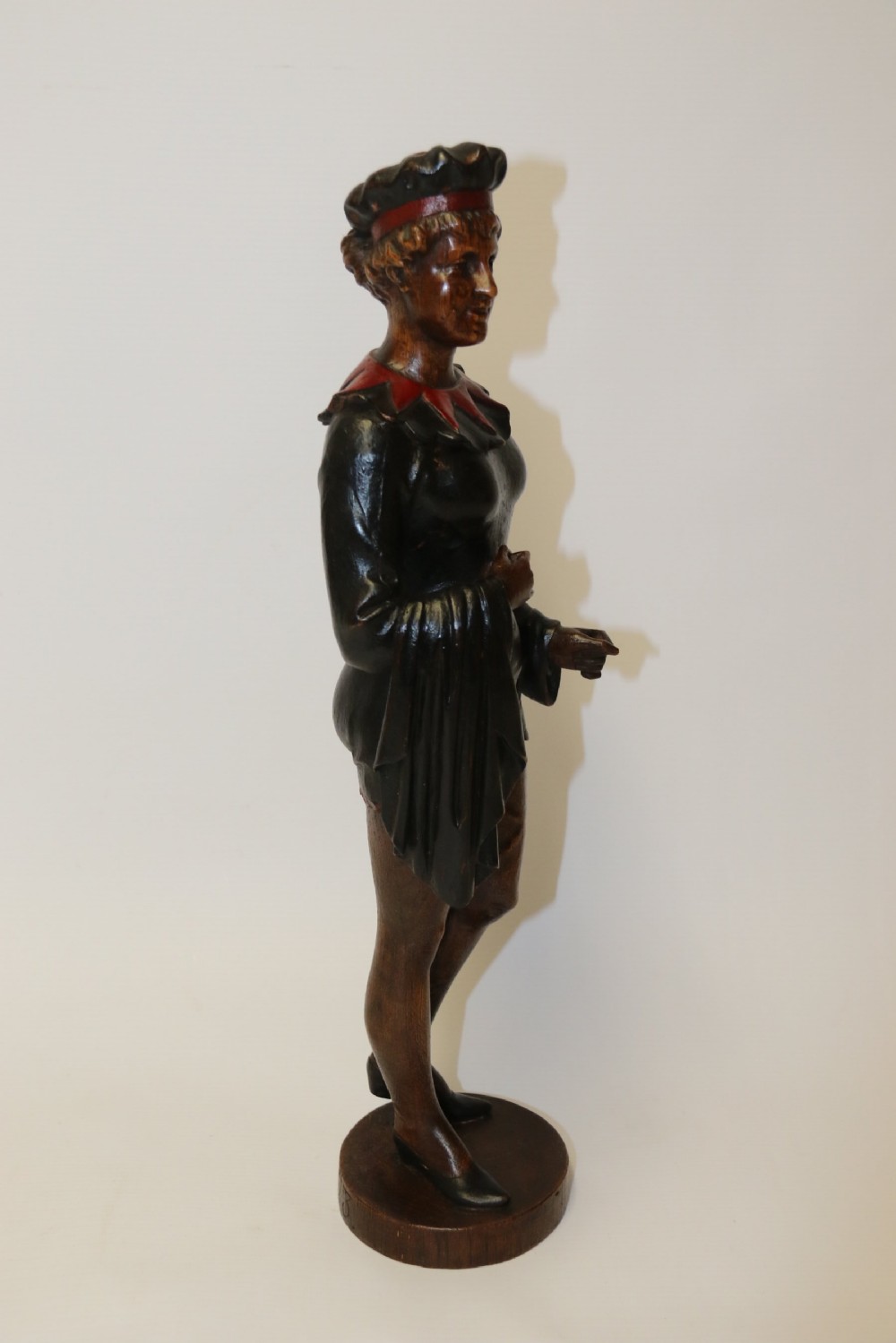19th century actress carved in oak View VII