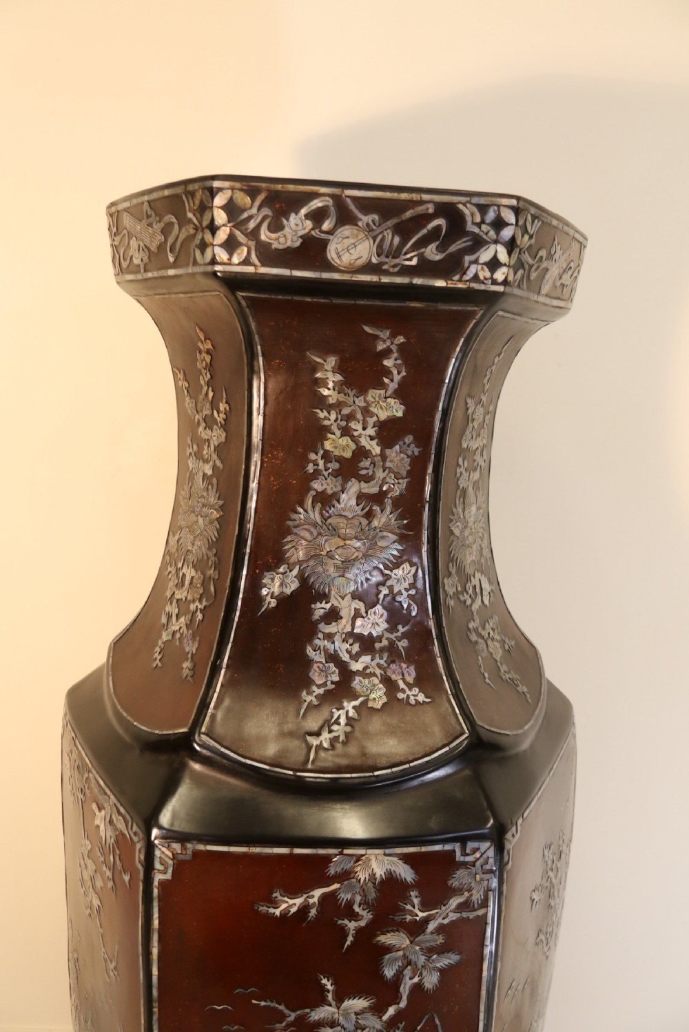 A very large Chinese Vase View VIII