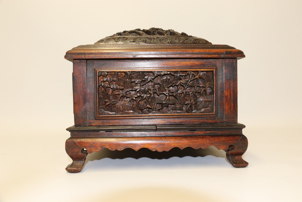 Chinese carved jewel casket View VII