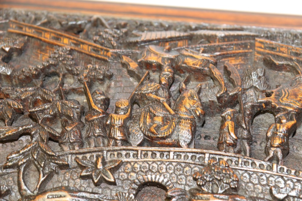 Chinese carved jewel casket View X