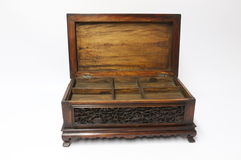 Chinese carved jewel casket View XII