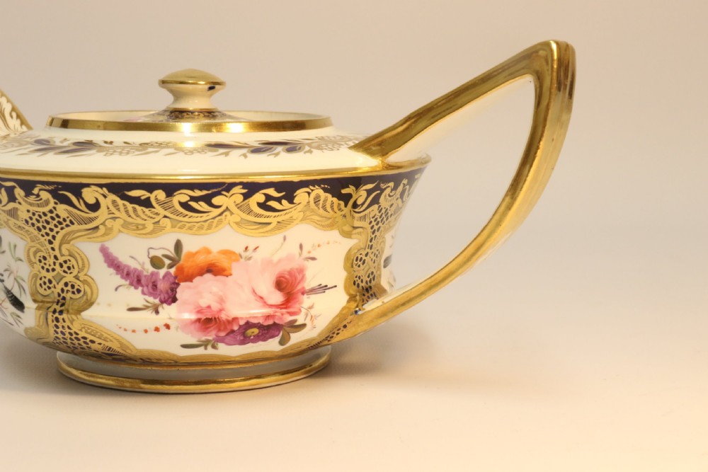A superb Coalport Georgian Tea Pot and Stand View XVII