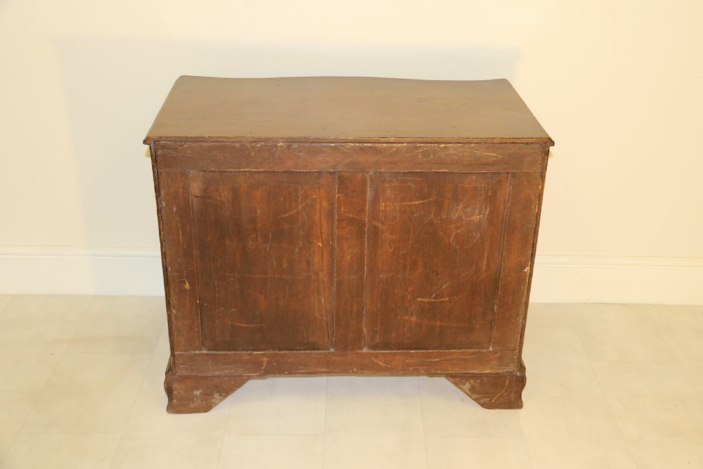 A Chippendale period Serpentine Fronted Mahogany Chest of Drawers View X