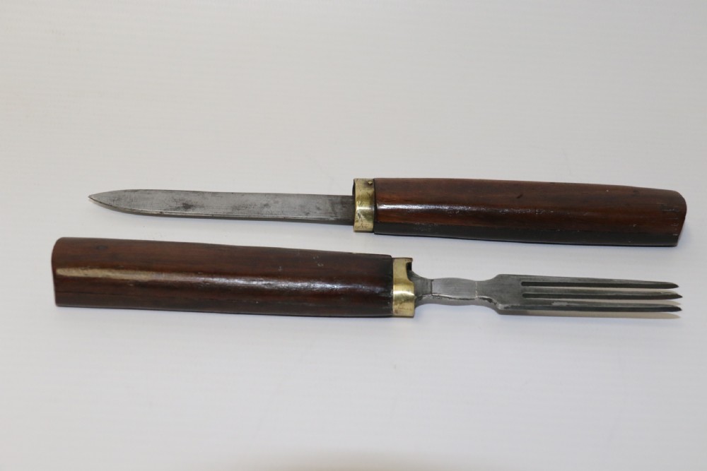 An early 19th C English Military Campaign knife and fork set View III