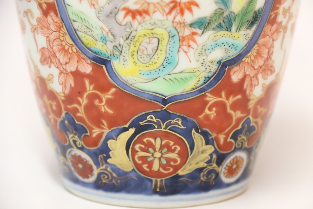 A Japanese Meiji Period Imari Vase View X