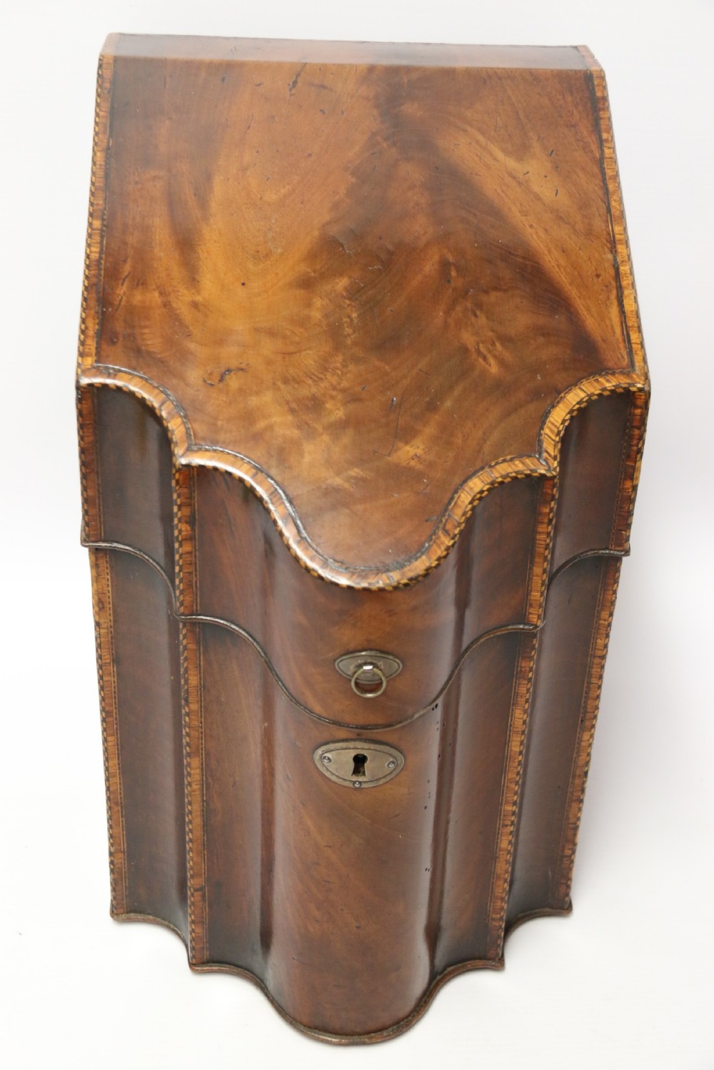 A fine Georgian Mahogany Cutlery Box, Circa 1760 View II