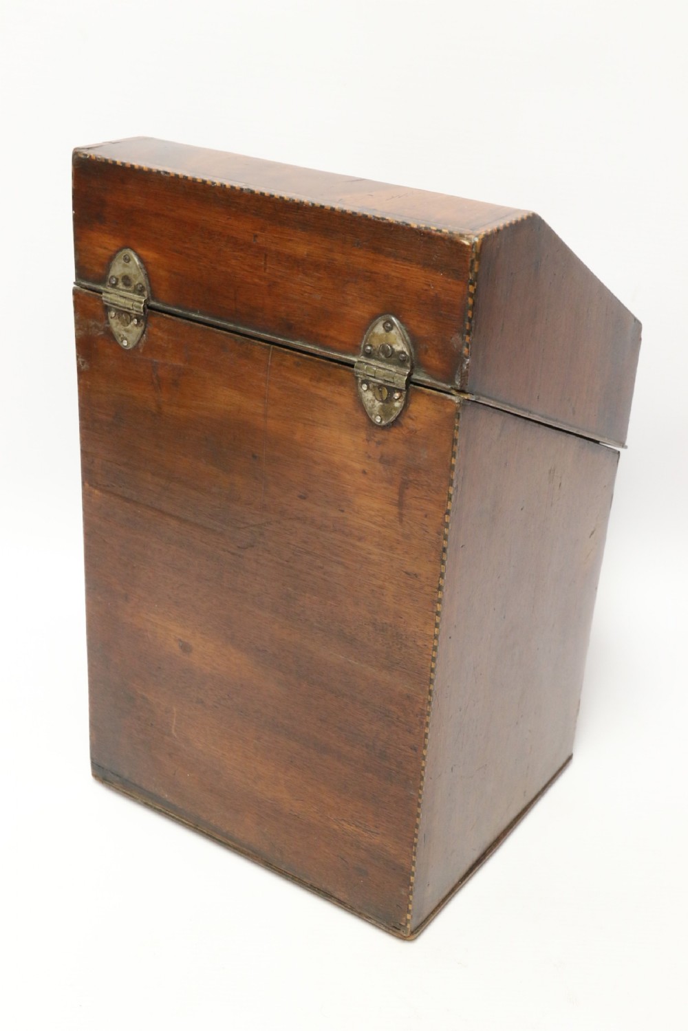 A fine Georgian Mahogany Cutlery Box, Circa 1760 View V