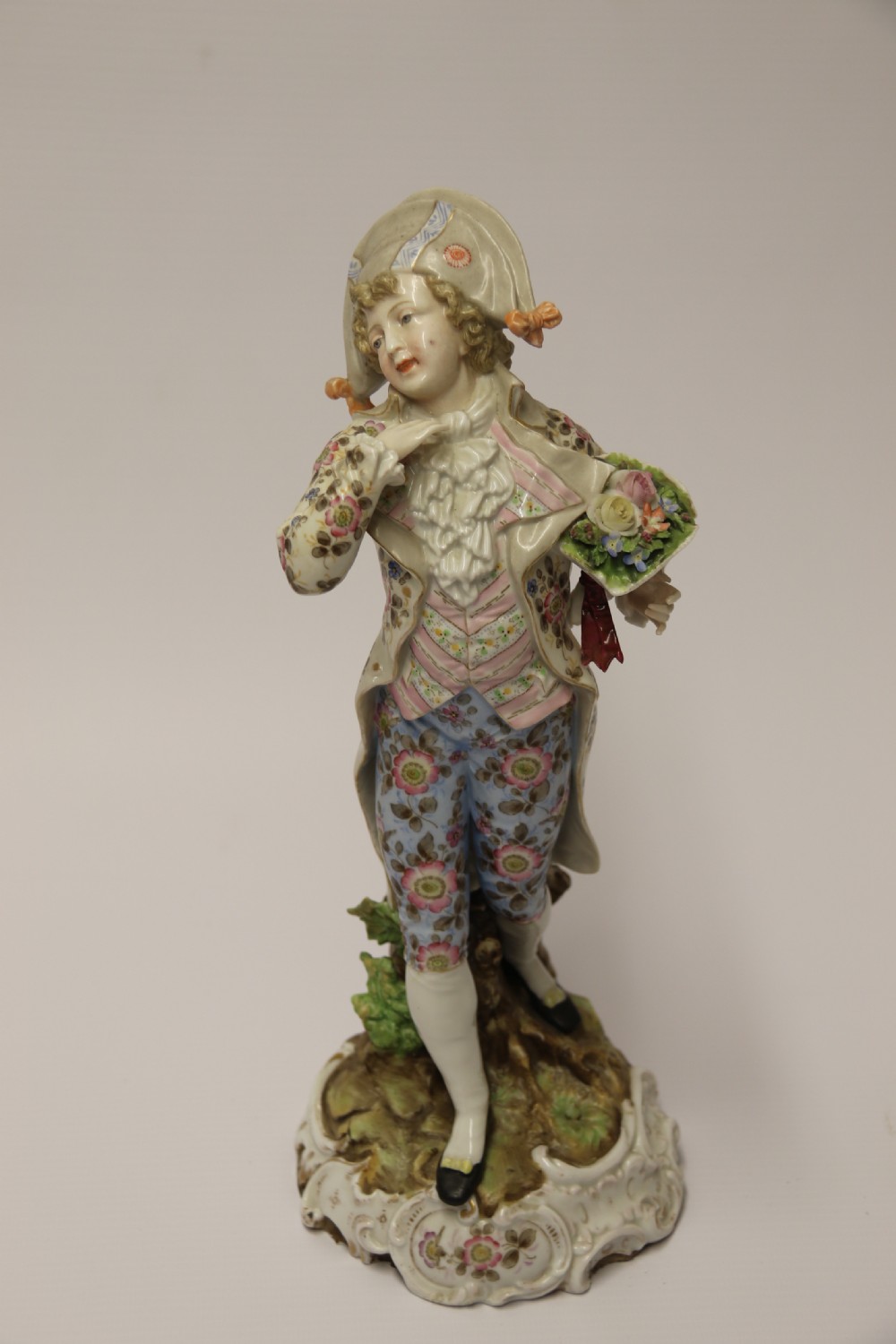A superb pair of late 19th century Rudolstadt Volkstedt Figures   View IV
