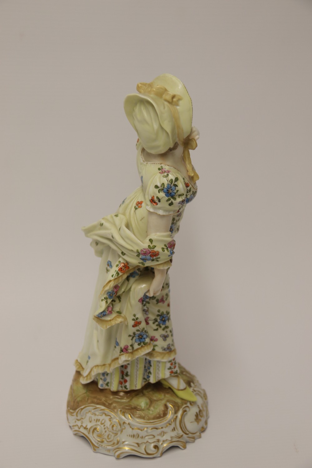 A superb pair of late 19th century Rudolstadt Volkstedt Figures   View XIV