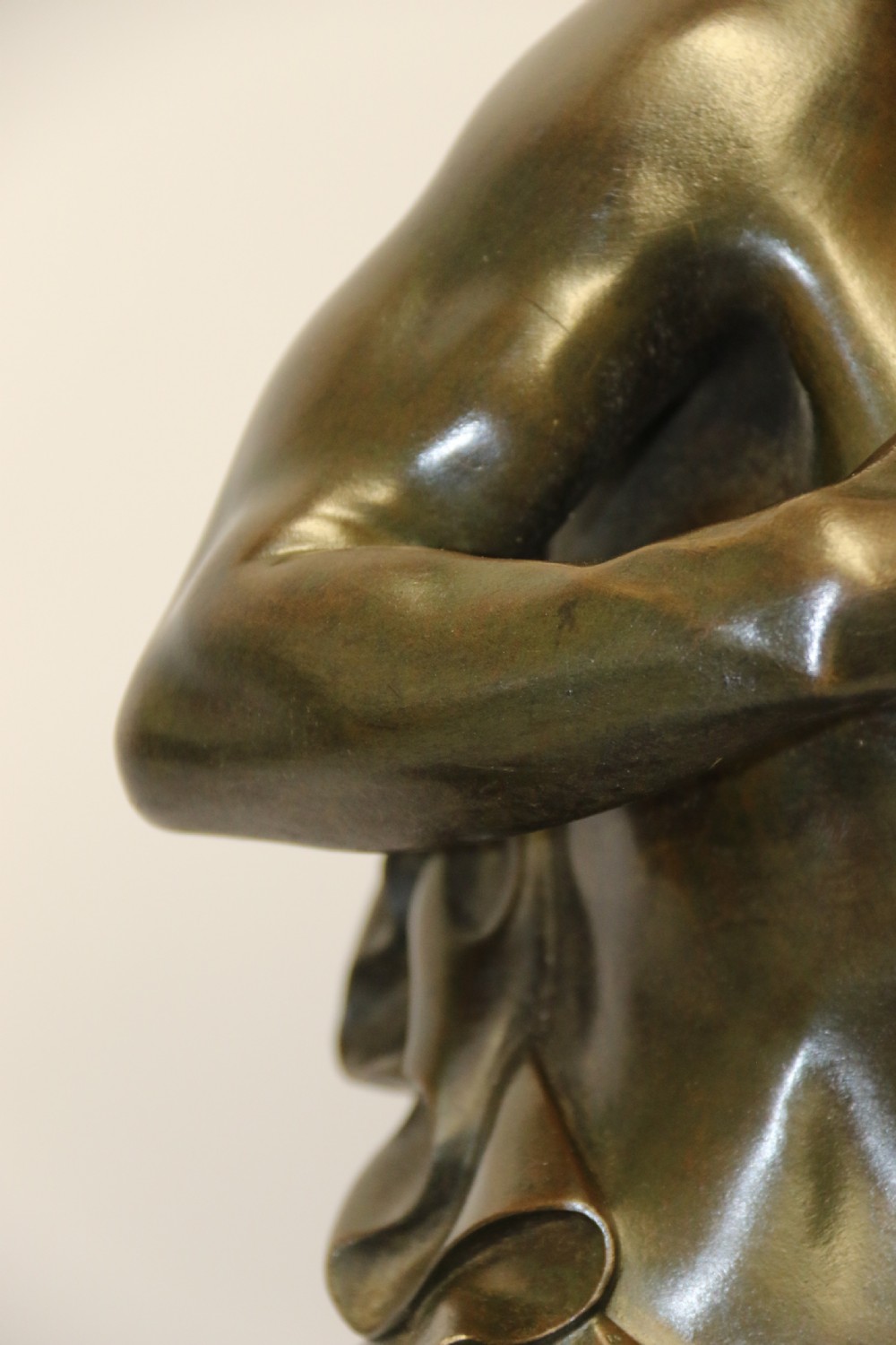 A large Italian Grand Tour Bronze Sculpture of the Greek God Prometheus. View X