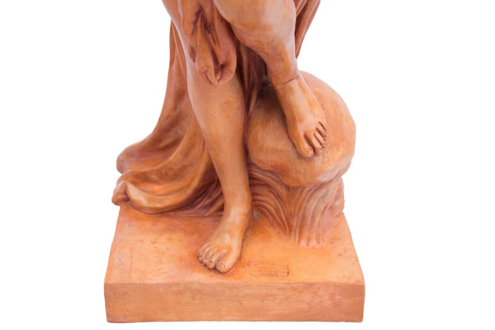 A Large French Grand Tour Terracotta Figure of Venus, Circa 1880 View IX