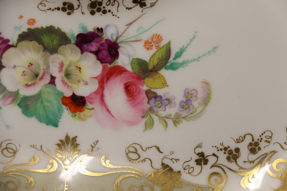 A fine early 19th c English Davenport Dish, Circa 1835 View VI
