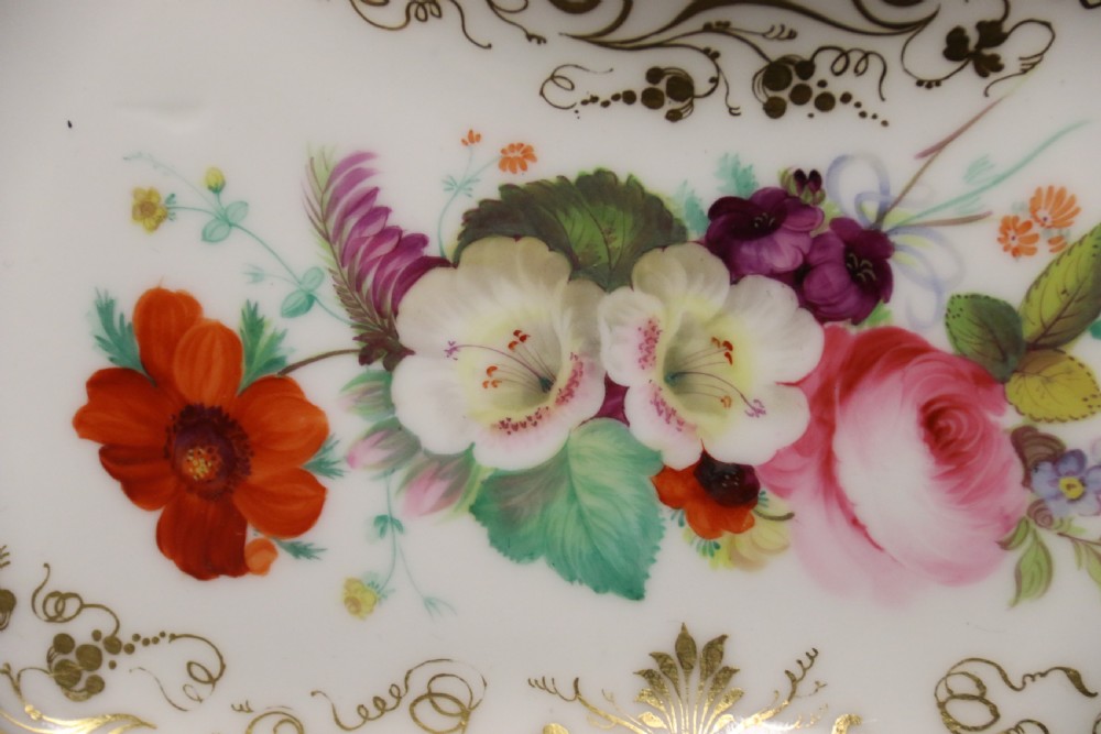 A fine early 19th c English Davenport Dish, Circa 1835 View IX