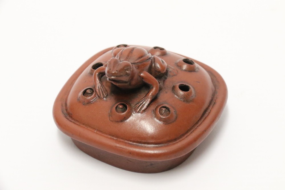 A rare Chinese 19th C Yixing pottery teapot View XVII