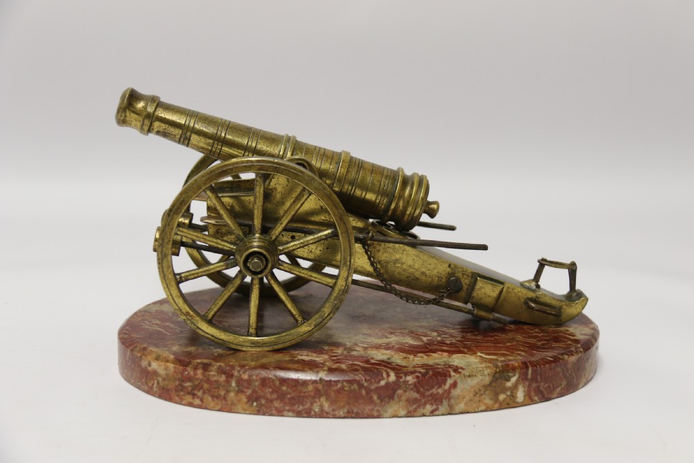 A superb mid-19th century French bronze model canon. View XIV