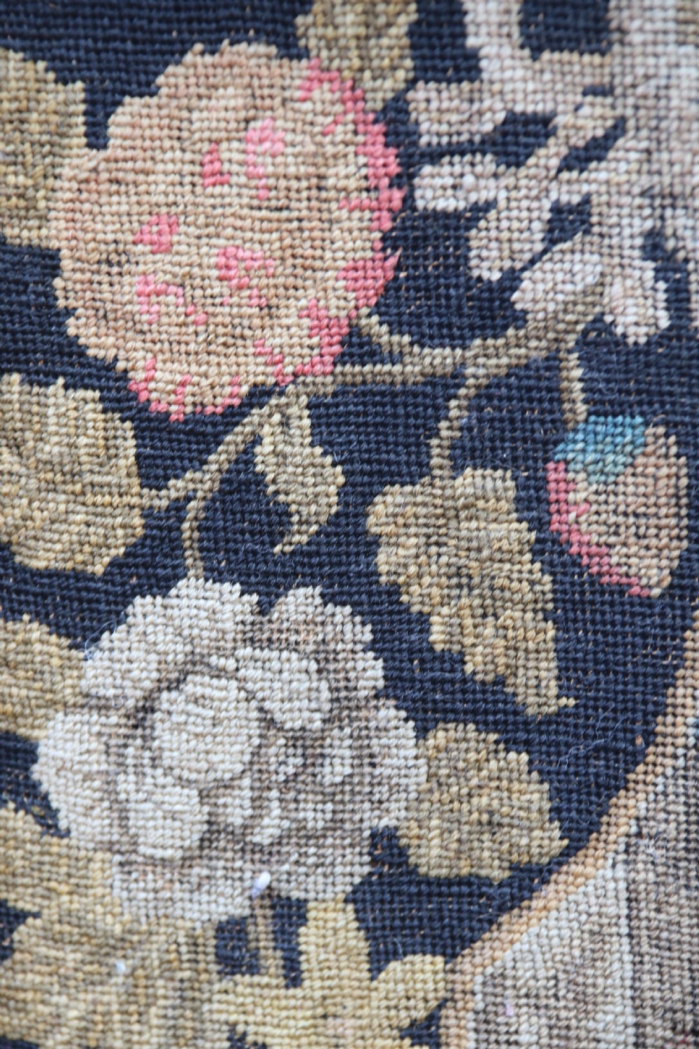 A rare 18th century Chippendale period Pole Screen, Circa 1760 View VI