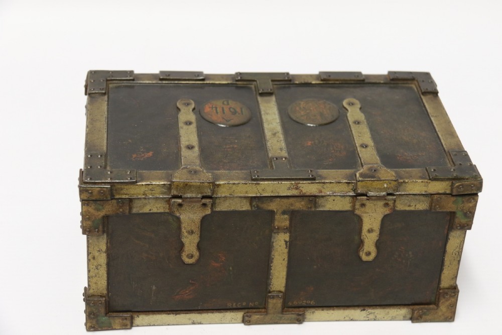 A rare Huntley and Palmers Novelty Biscuit Tin, English Circa 1900 View III