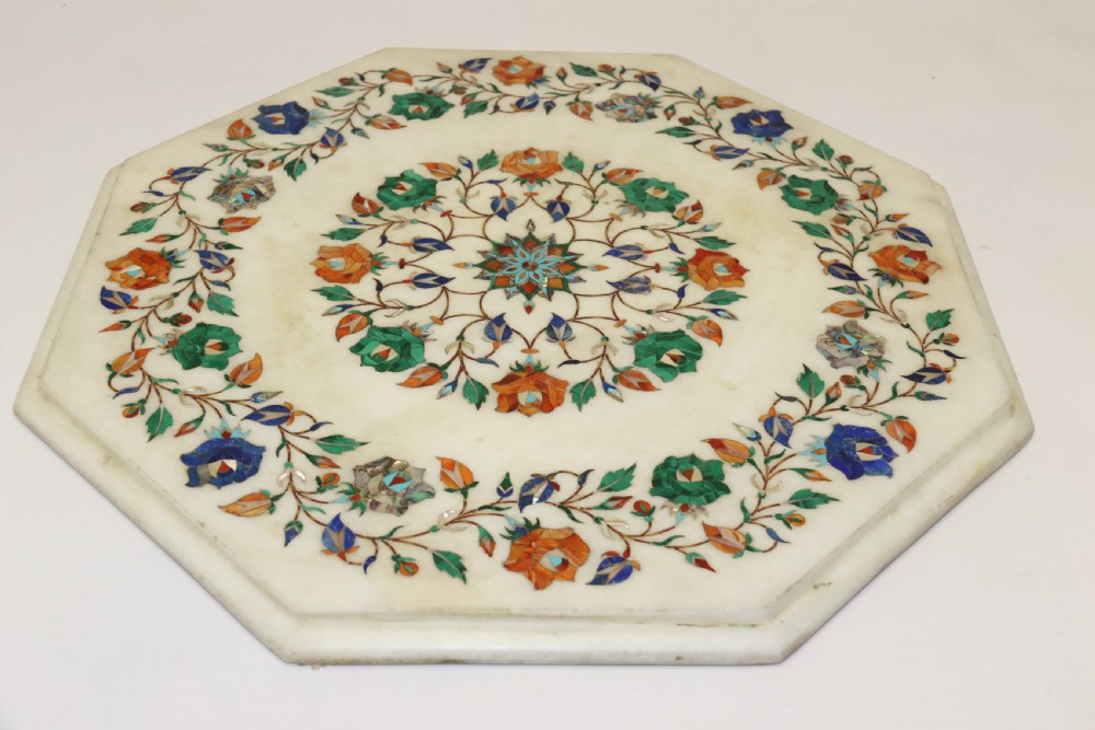 Indian white marble Table Top inlaid with semi precious cut stones, C 1900 View III