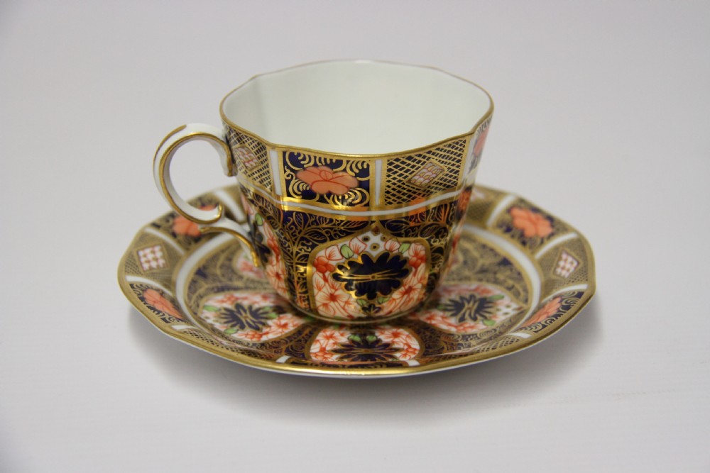 Crown Derby hand painted set of 6 cups and saucers, C 1910 -11 View IV