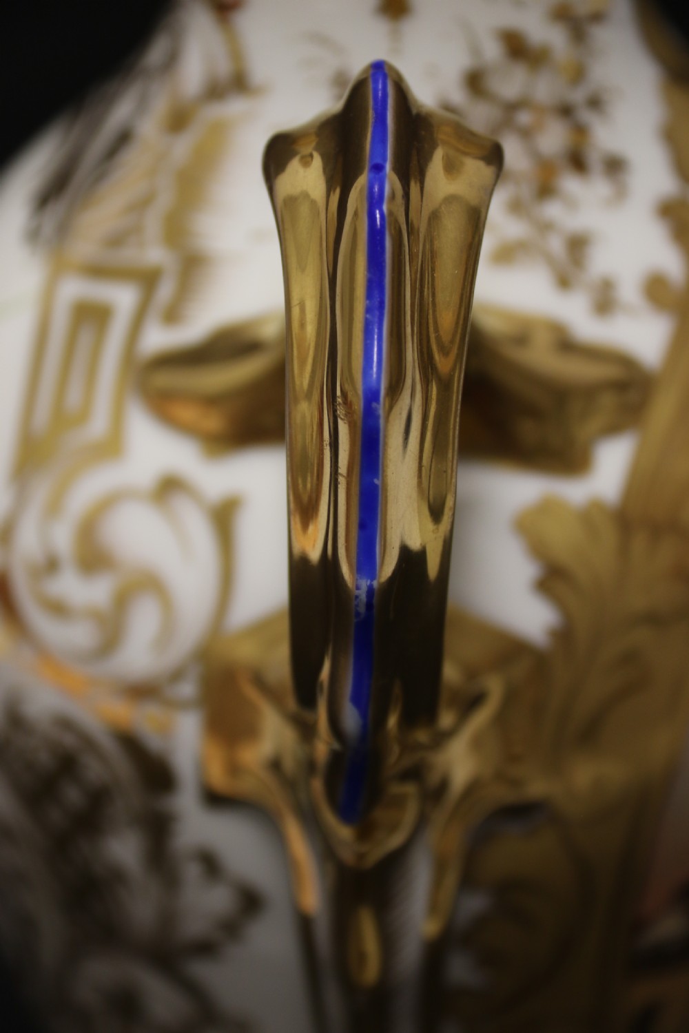 A magnificent 19th century porcelain vase by Thun of Austria, C1850 View XIII