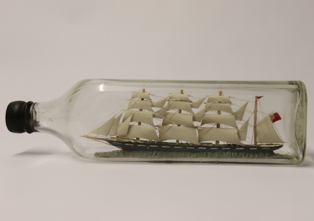 Amazing quality model ship in a bottle, Circa 1920