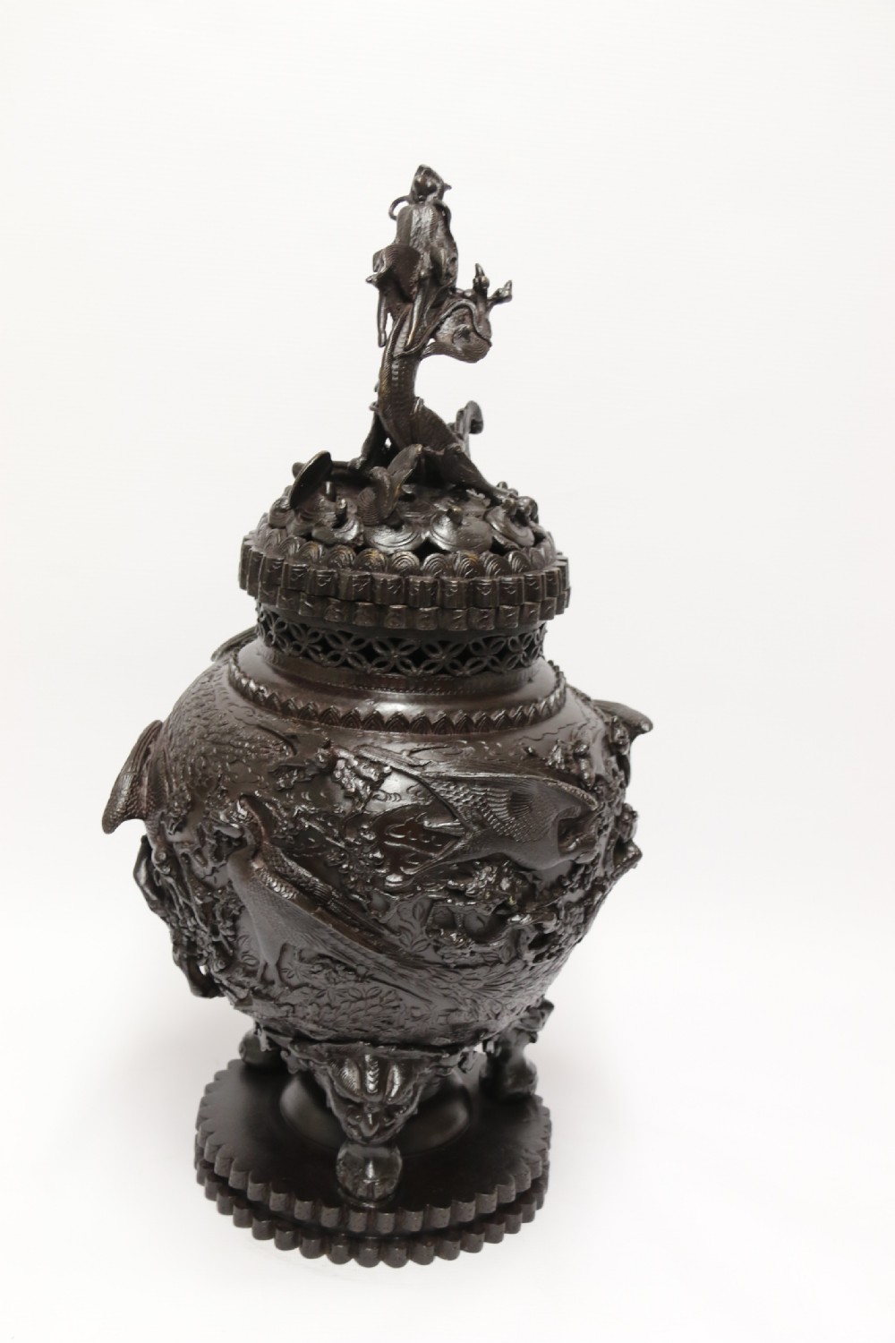 A large and impressive Japanese Meiji period bronze censer View VII