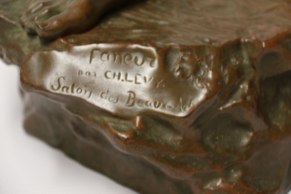 A beautiful pair of large bronze figures depicting farm workers View XIV