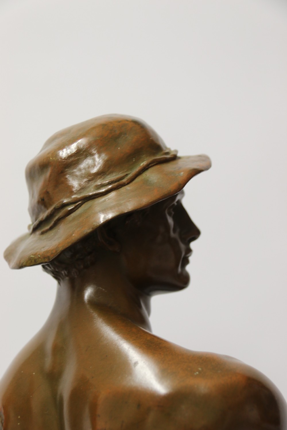 A beautiful pair of large bronze figures depicting farm workers View XVII