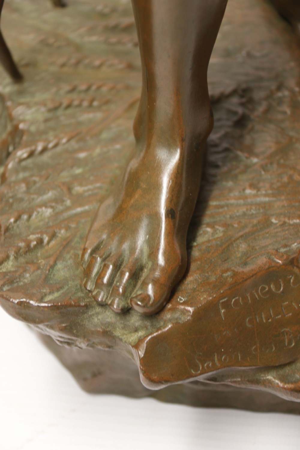 A beautiful pair of large bronze figures depicting farm workers View XX