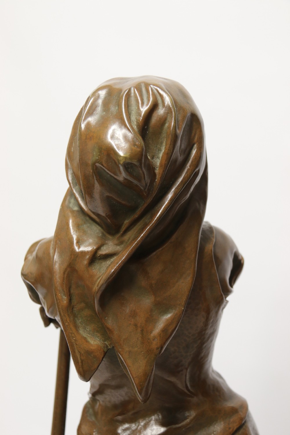 A beautiful pair of large bronze figures depicting farm workers View XXVI