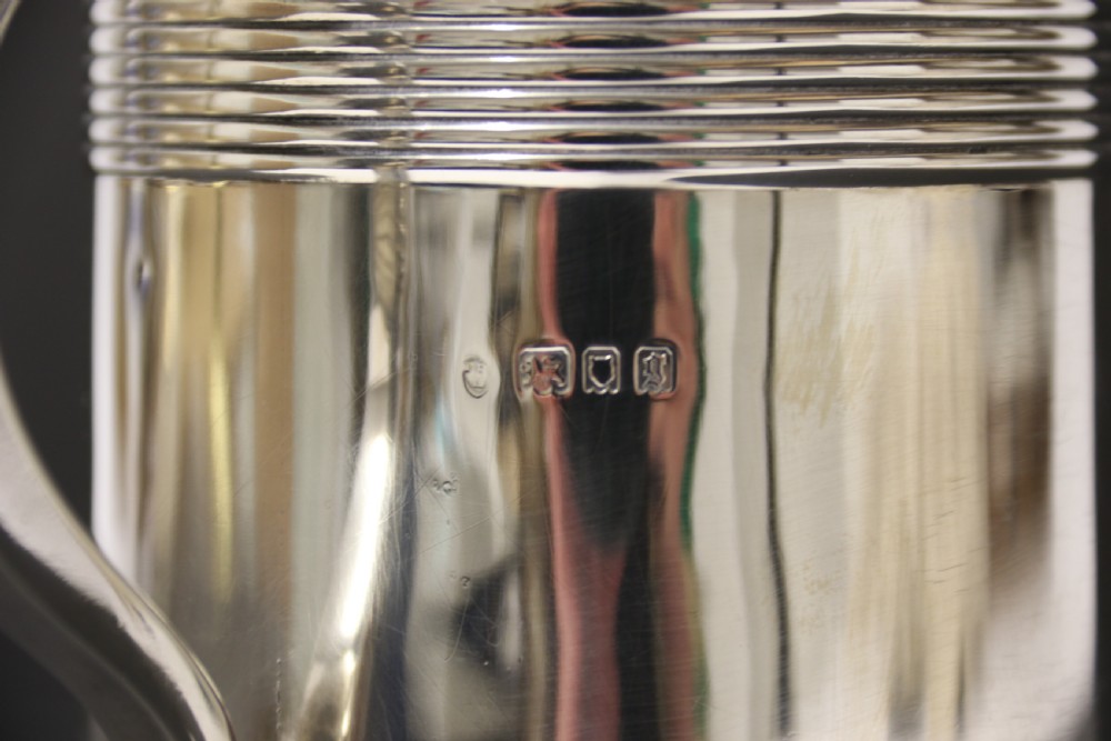 A heavy solid silver pint tankard London 1922-3 View VII