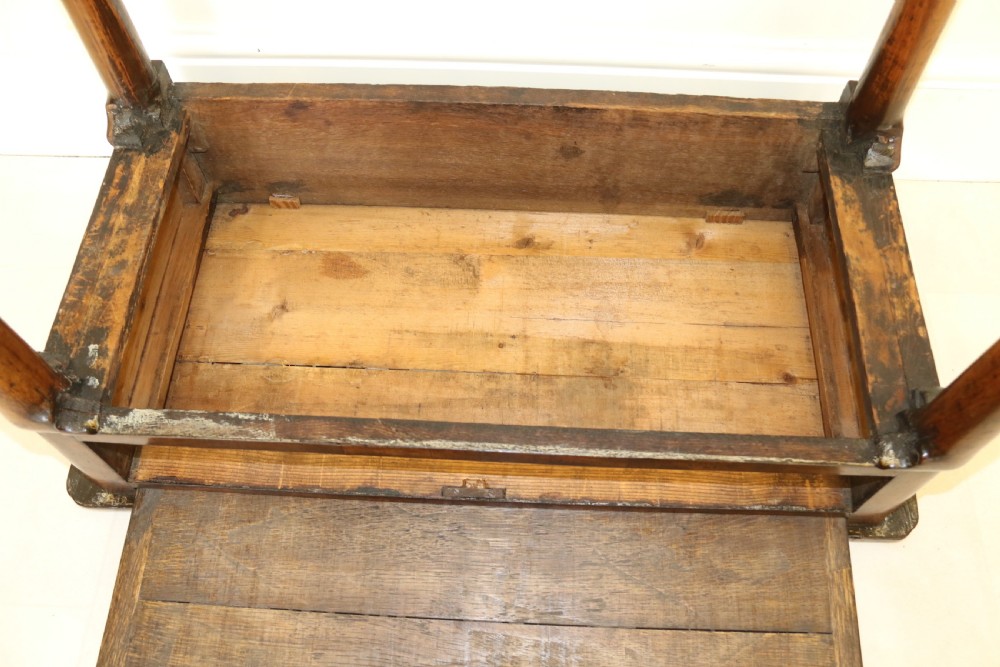 A Rare Early Georgian Figured  Walnut Writing Table C 1750 View XXVII