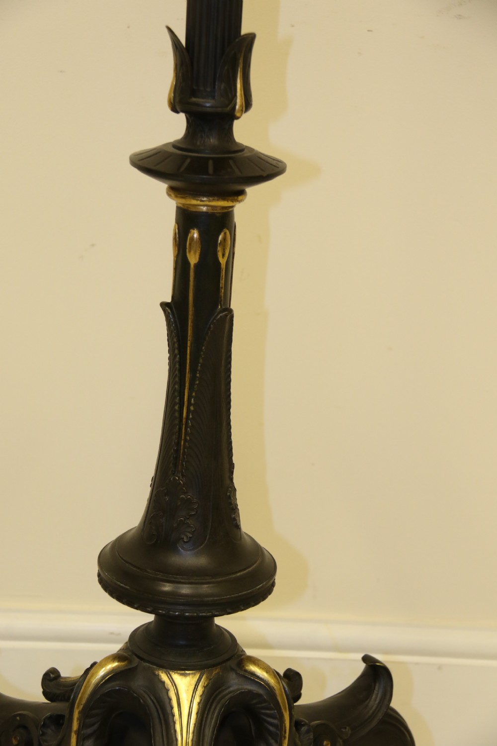 An exceptional late 19th century bronze standard lamp. View VIII