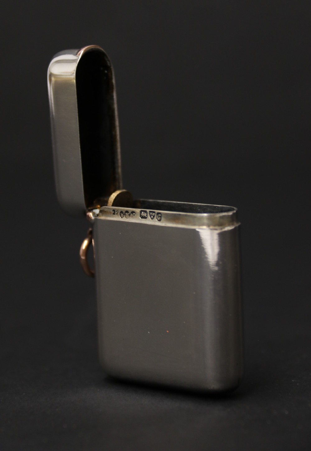 An Edwardian silver and gold seamless  vesta case by Sampson Mordan
