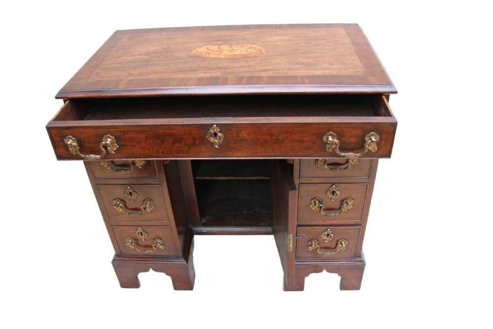 Kneehole Desk inlaid with marquetry, George III period  View XVIII