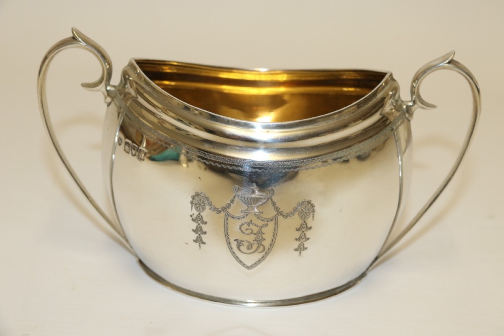 Exceptional Silver Tea Set by Edward Barnard and Sons View XIII