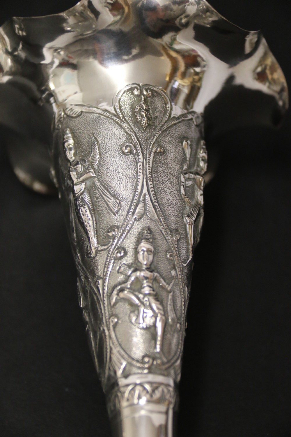 A fine pair of 19th century Raj Period Indian silver vases View IX