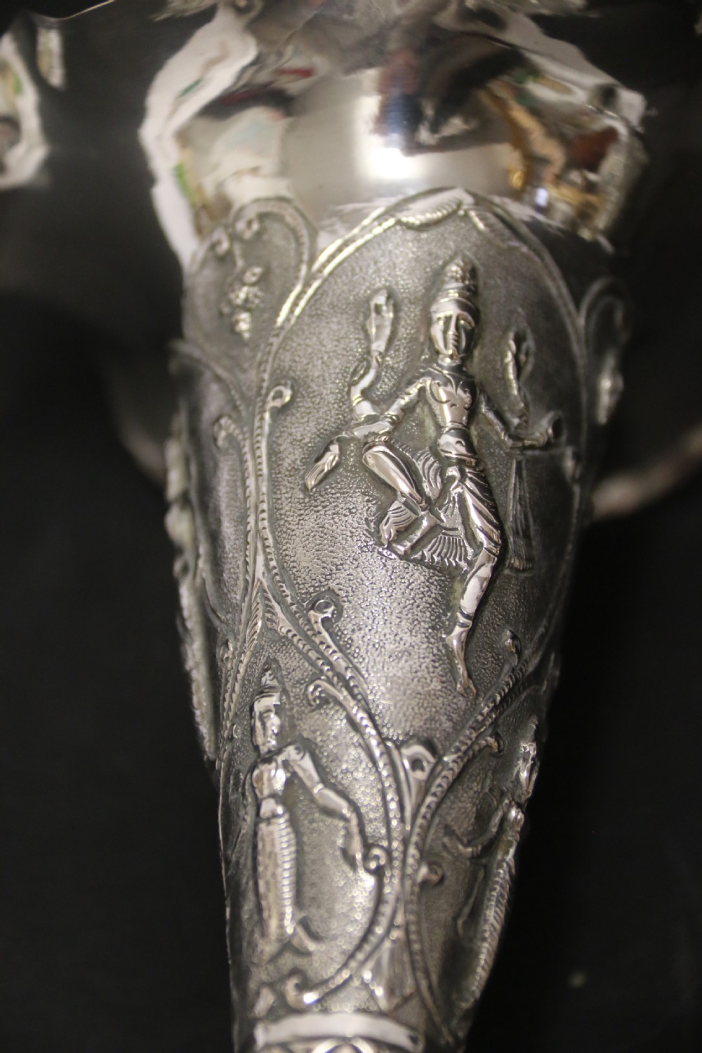 A fine pair of 19th century Raj Period Indian silver vases View XI