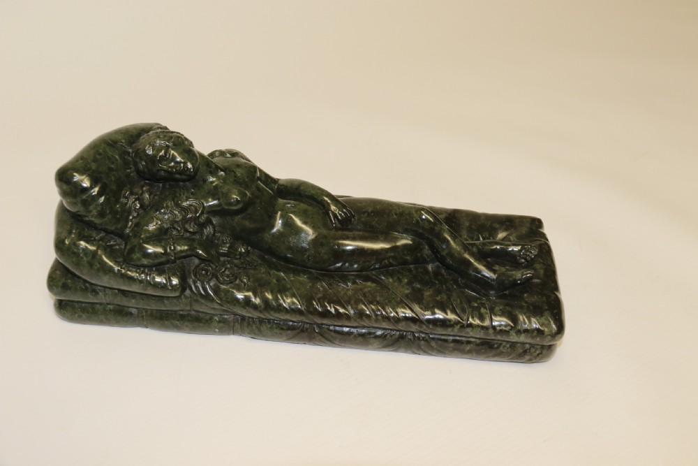 A superb 19th C Grand Tour Italian serpentine marble carved sculpture of Venus View XX