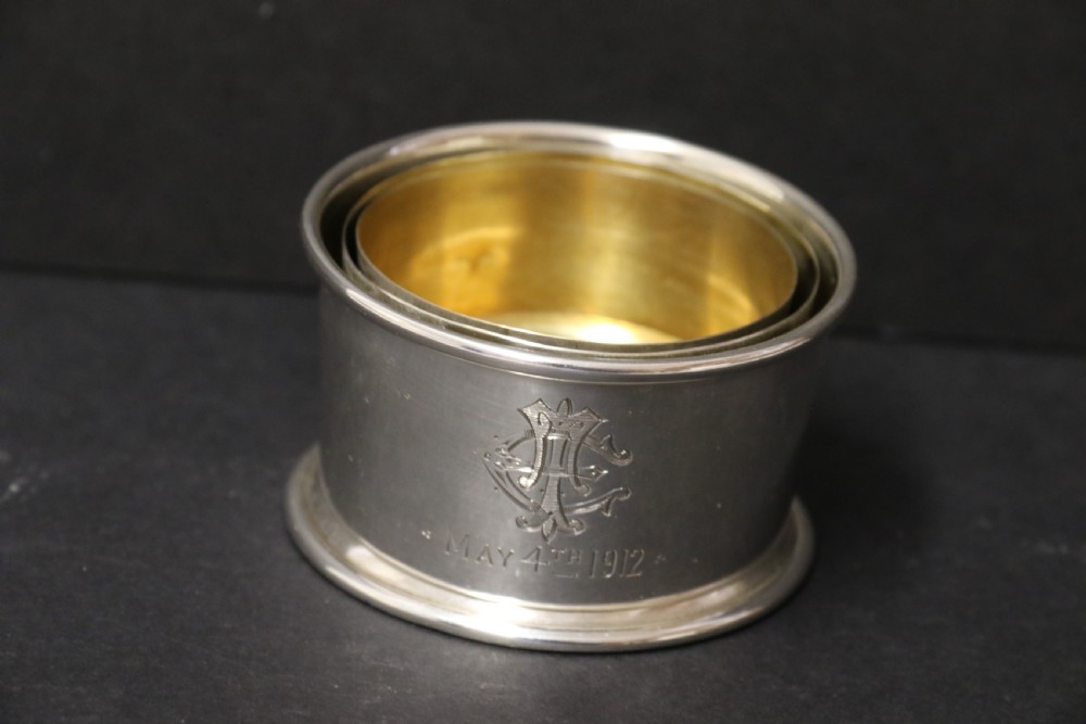 An English silver folding hunting cup Circa 1912 View VIII