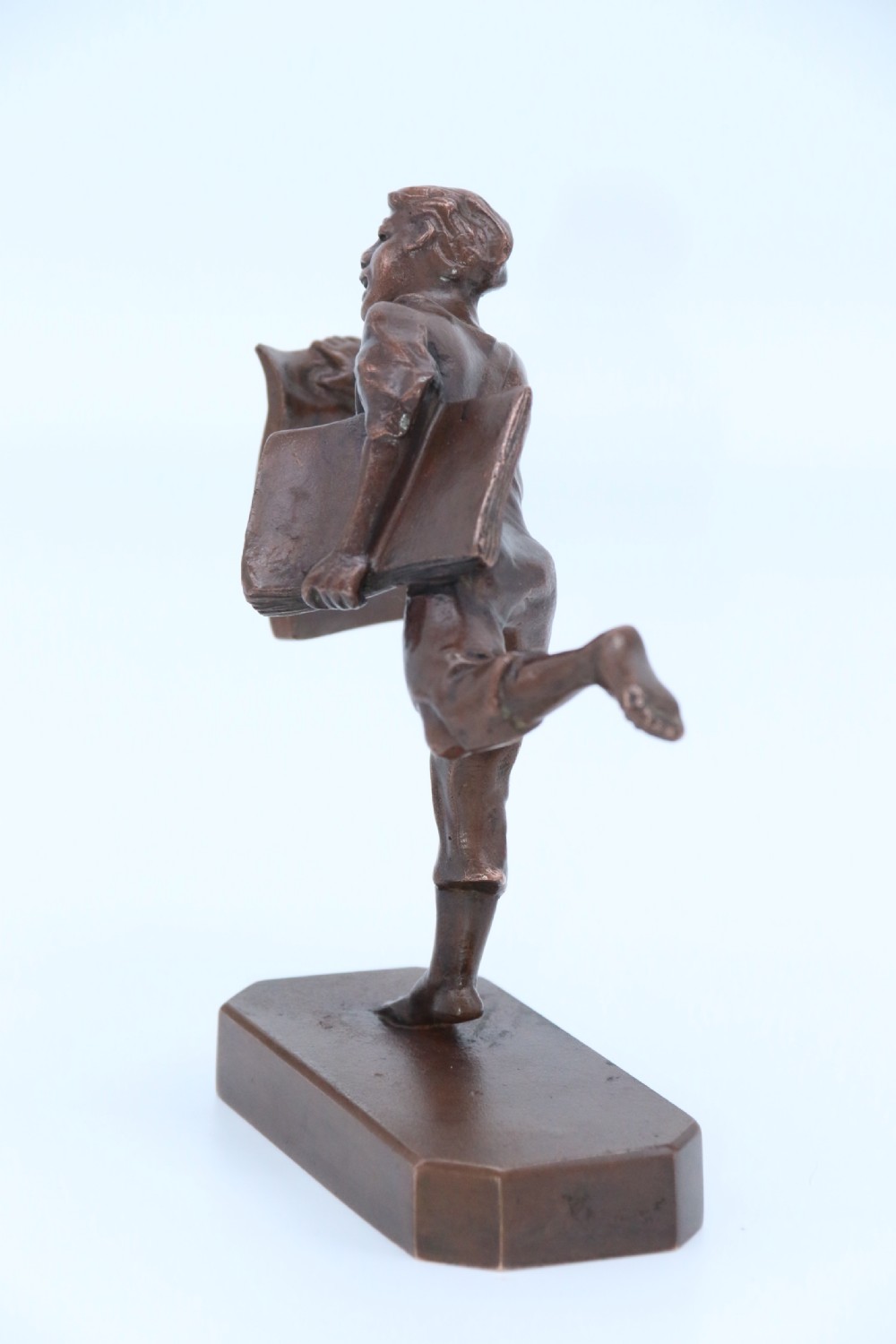 A rare 1930’s bronze political figure from the Stroud by-election from 1931 View IX