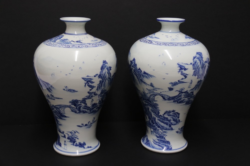 A fine pair of Chinese Republican period blue and white hand painted porcelain vases View V