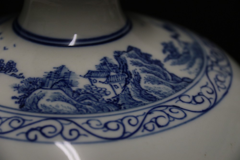 A fine pair of Chinese Republican period blue and white hand painted porcelain vases View XVI