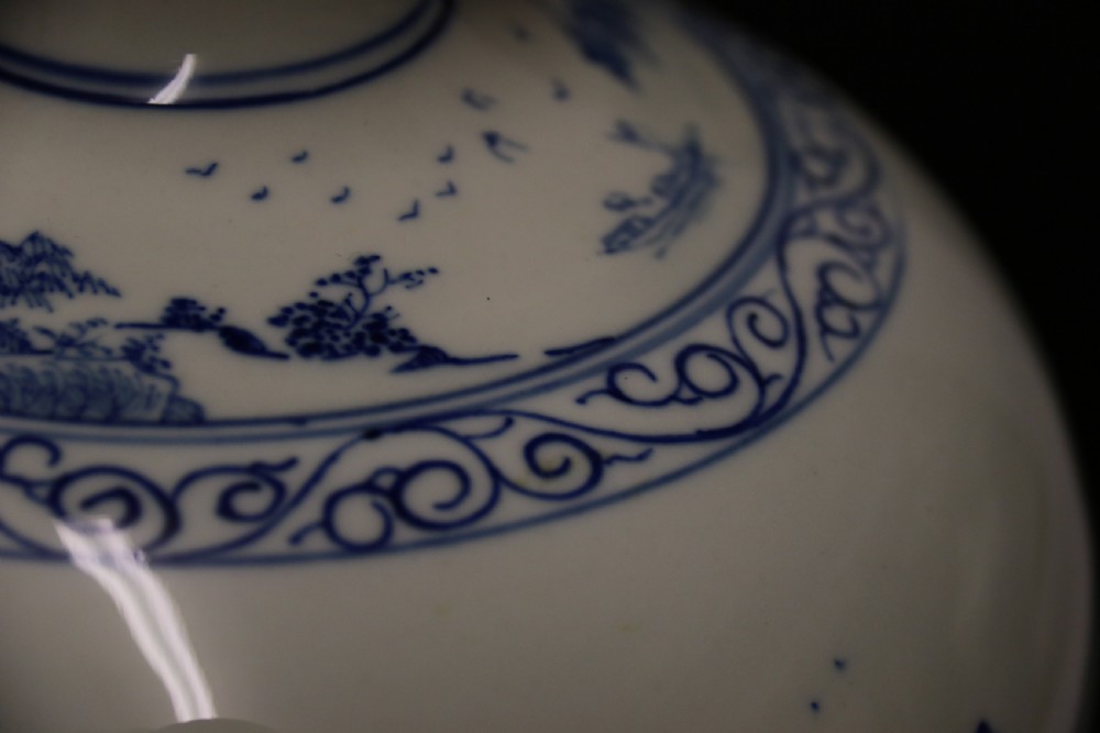 A fine pair of Chinese Republican period blue and white hand painted porcelain vases View XXV