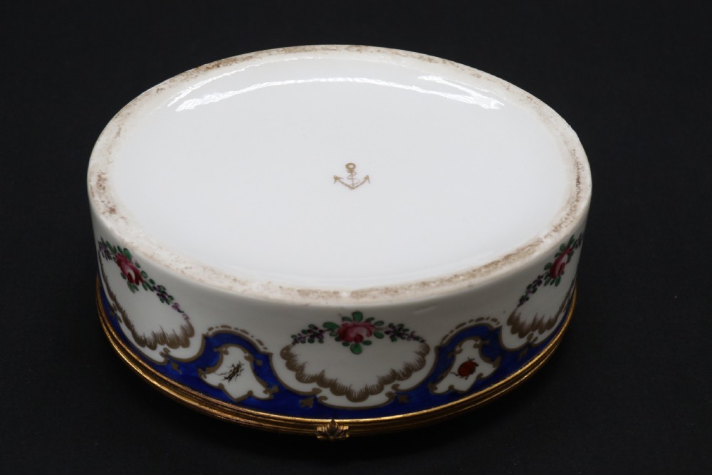 A late 19th century French hand painted porcelain oval box by Samson of Paris View XVIII