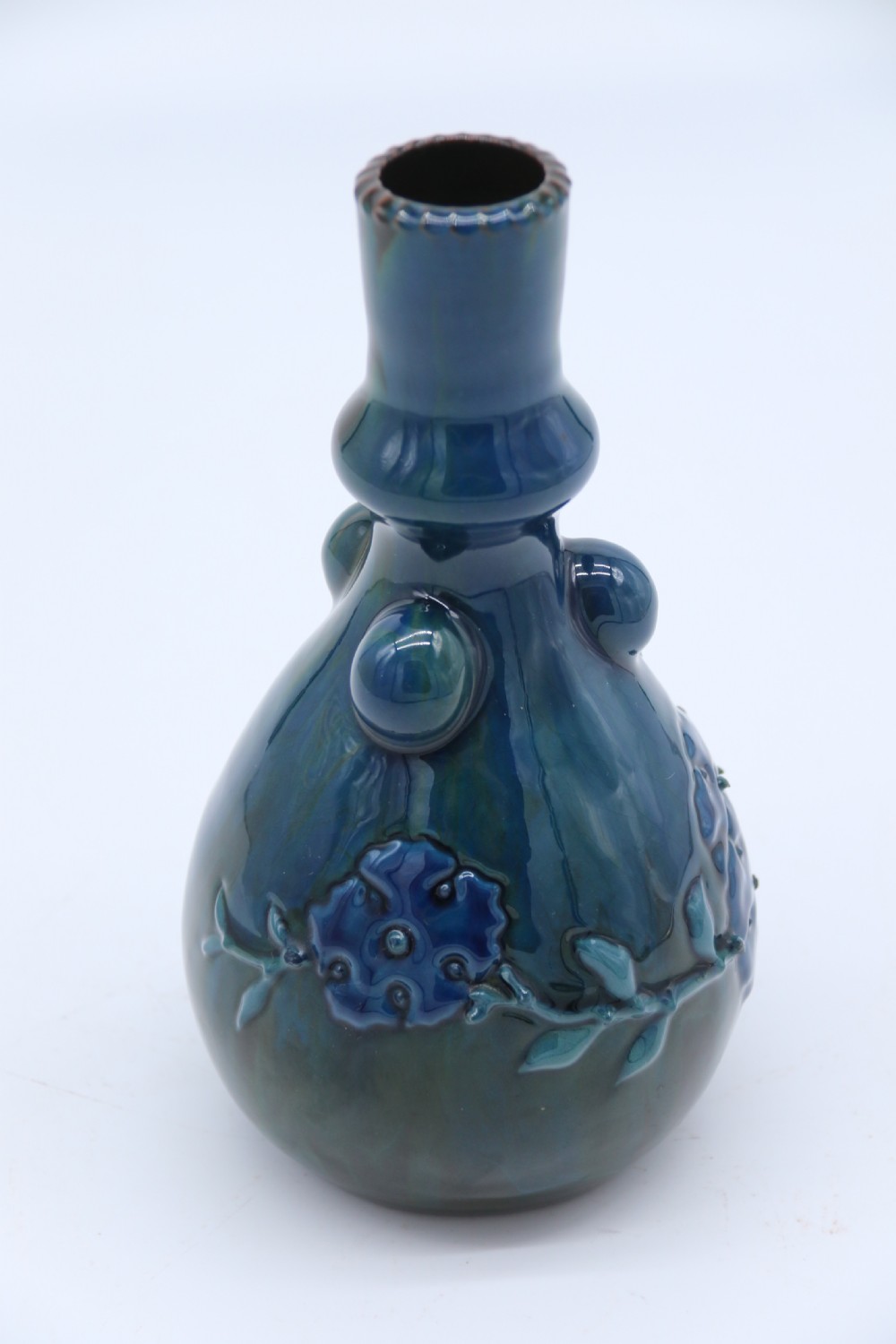 Sir Edmund Harry Elton sunflower studio pottery vase, circa 1890 View VII