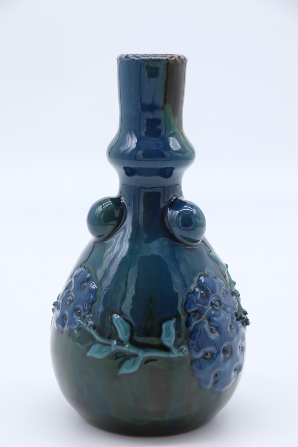 Sir Edmund Harry Elton sunflower studio pottery vase, circa 1890 View XIII
