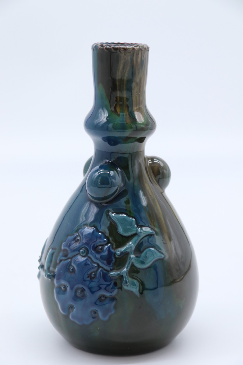 Sir Edmund Harry Elton sunflower studio pottery vase, circa 1890 View XIV