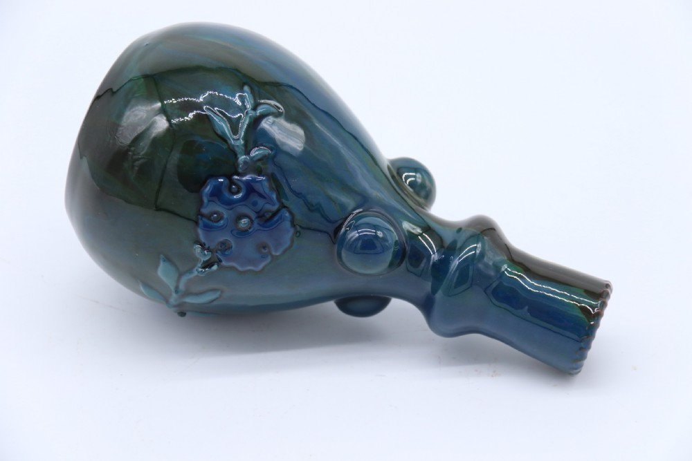 Sir Edmund Harry Elton sunflower studio pottery vase, circa 1890 View XVI